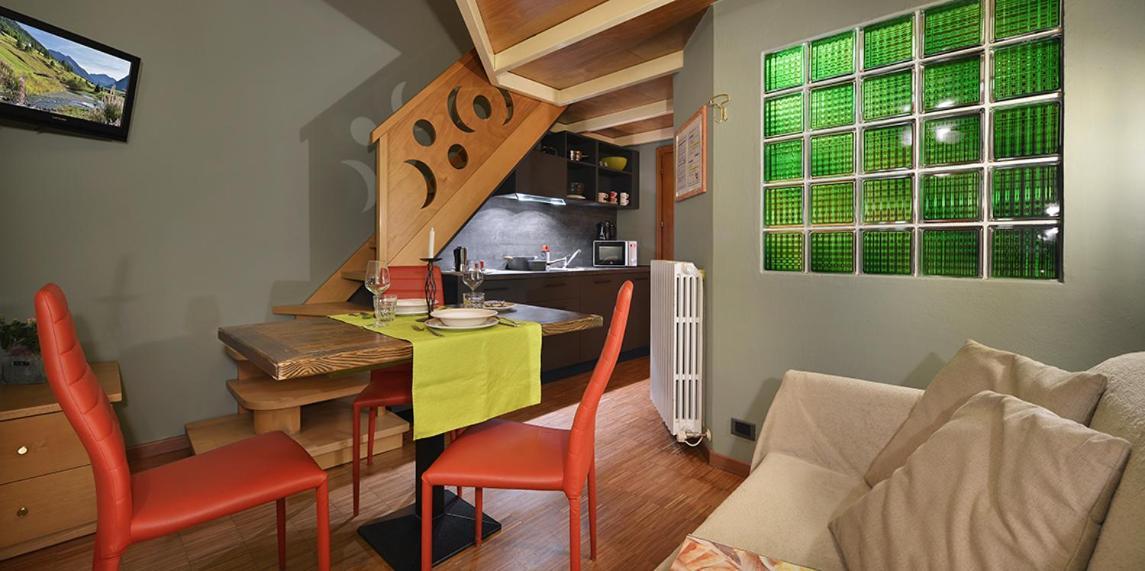Cronox Mini Apartments Livigno Bagian luar foto