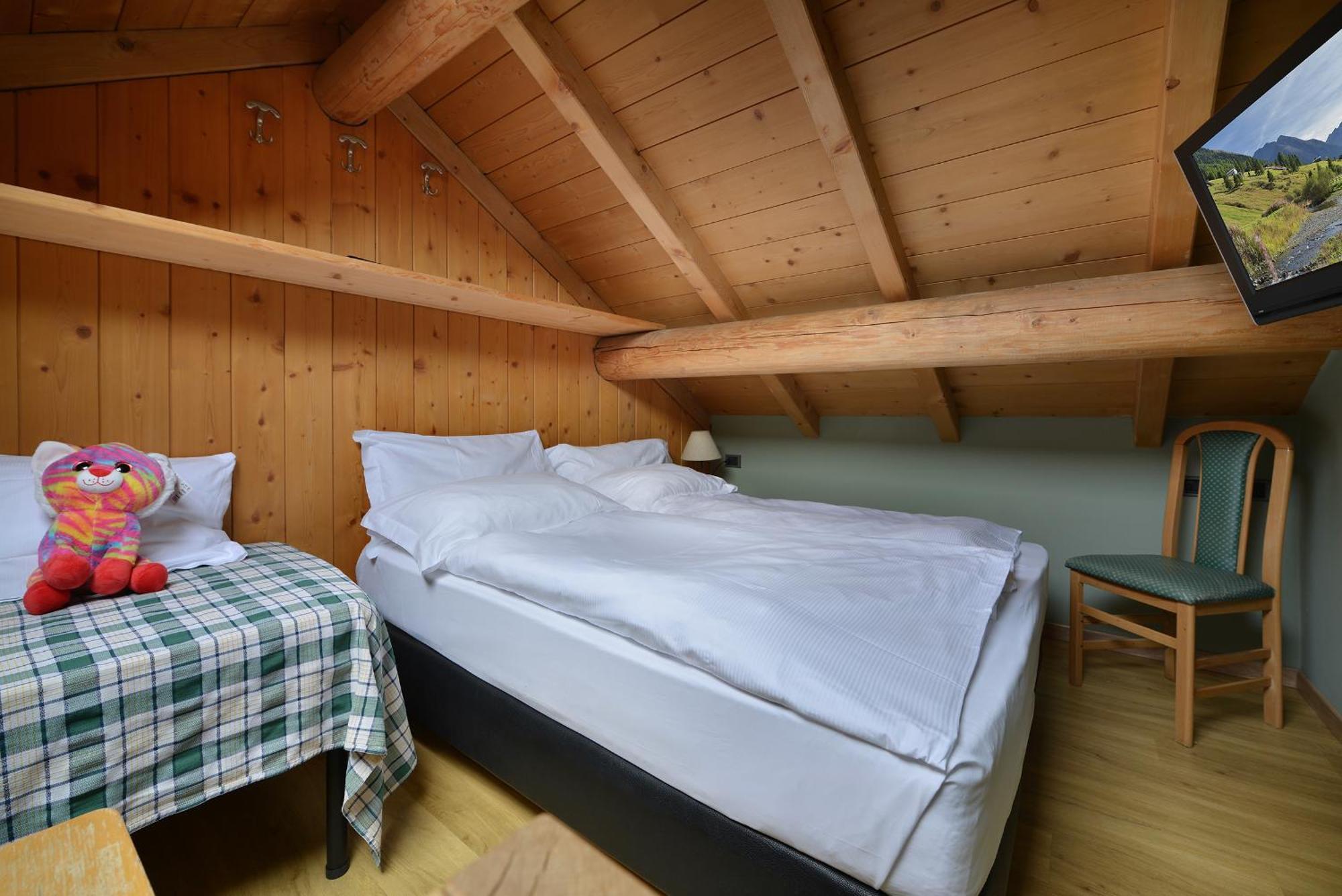 Cronox Mini Apartments Livigno Bagian luar foto